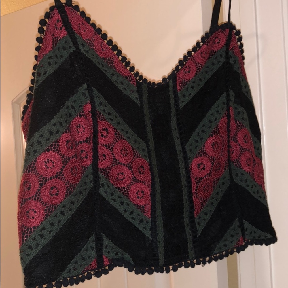 Sweet lace top with roses and Pom-poms!💕✨